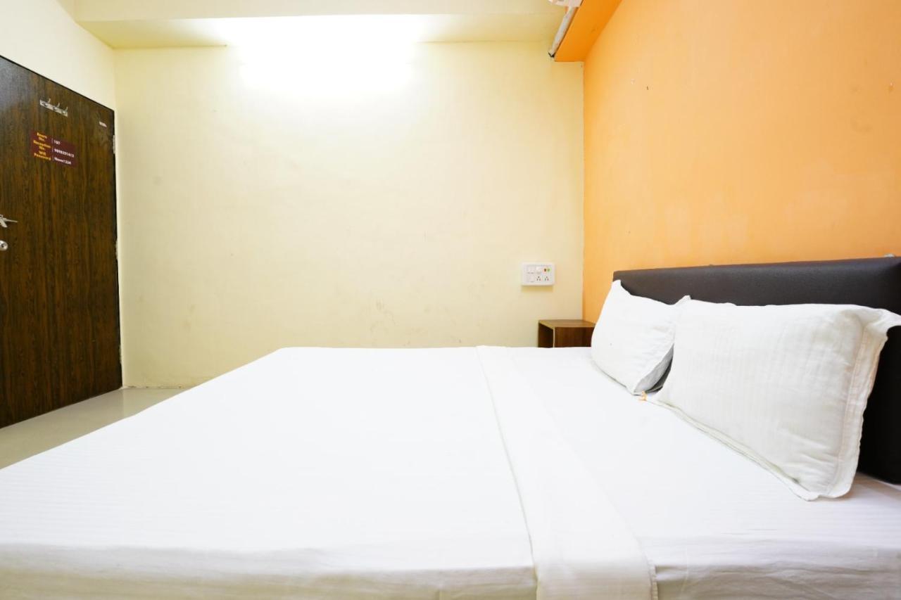 Hotel Nova Rooms Atlanta Shopping Surat Esterno foto
