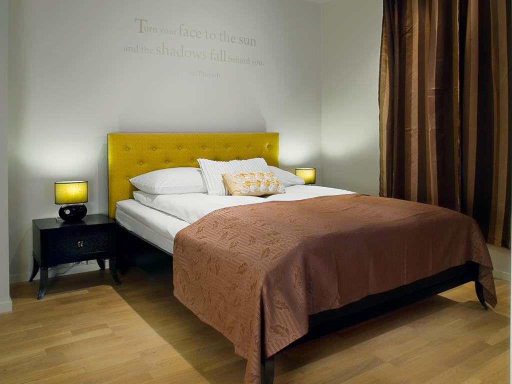 Hotel Nova Rooms Atlanta Shopping Surat Esterno foto