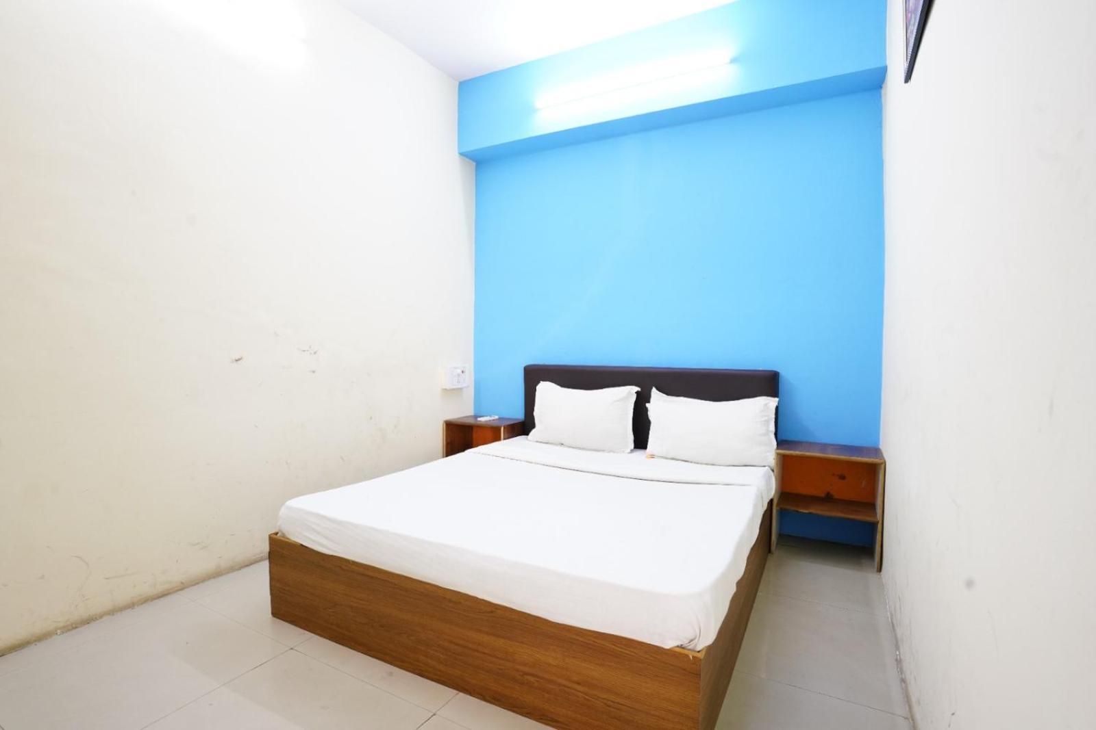 Hotel Nova Rooms Atlanta Shopping Surat Esterno foto